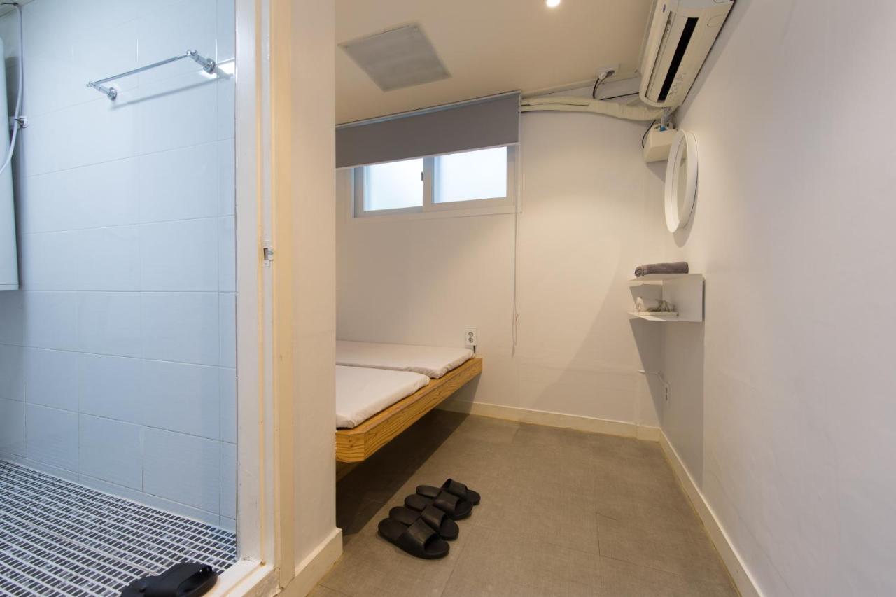 Bingo Hostel Insadong Сеул Экстерьер фото
