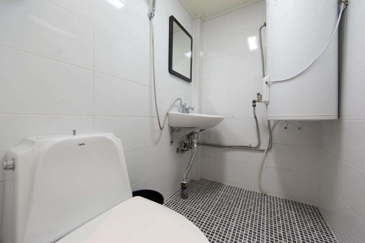 Bingo Hostel Insadong Сеул Экстерьер фото